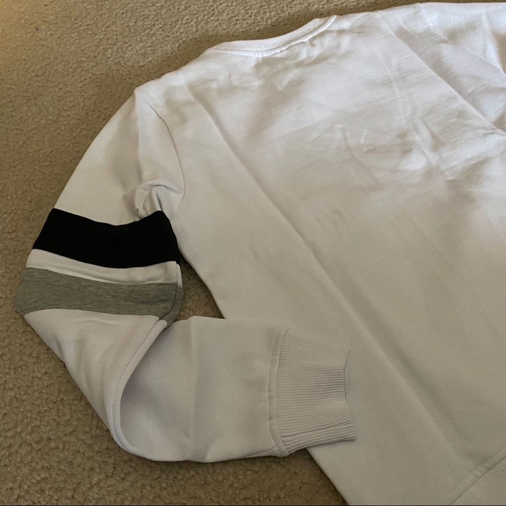 Women's Fila Crewneck Sweatshirt - White - Picture 7 of 7